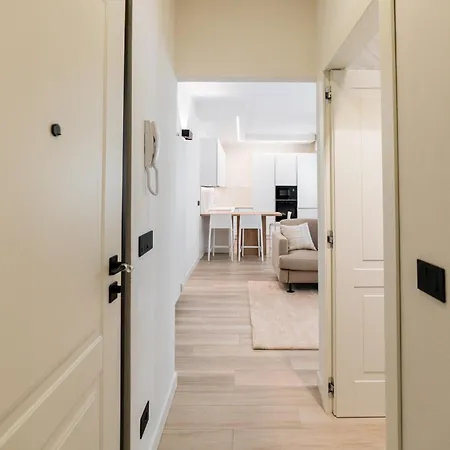 Apartment Isonzo Eleven By Postcardsfrom Verona